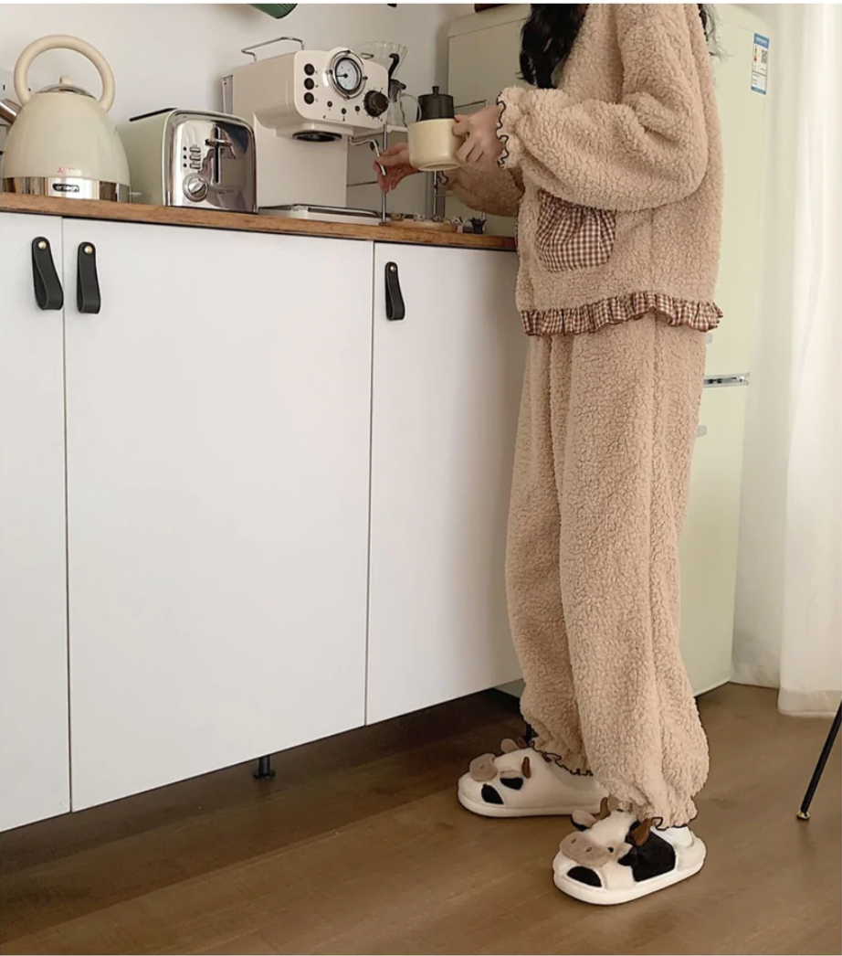 Coo-zy Cow™ Slippers